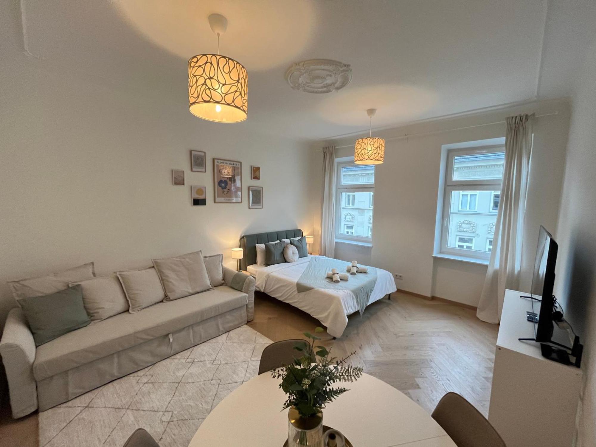 Luxurious One Room Apartment Near Schoenbrunn Palace ウィーン エクステリア 写真
